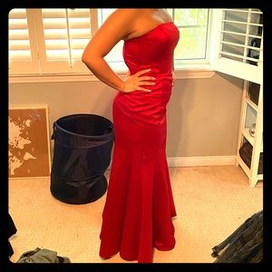 Knock em dead red “dress”.